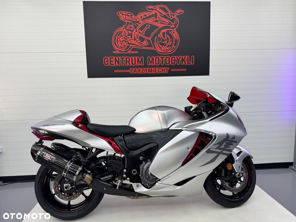 Suzuki GSX - 2