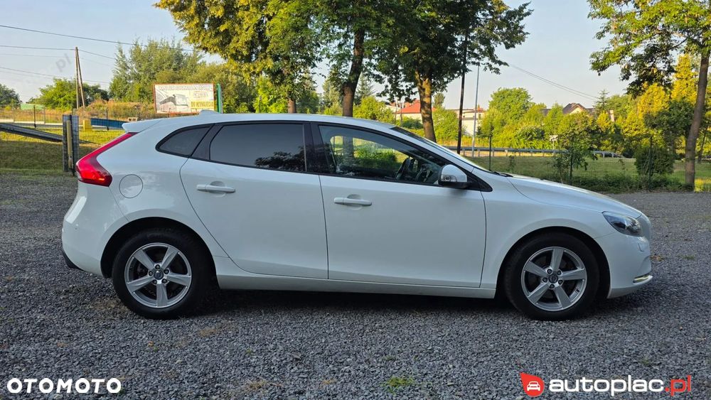 Volvo V40 T2 You - 4