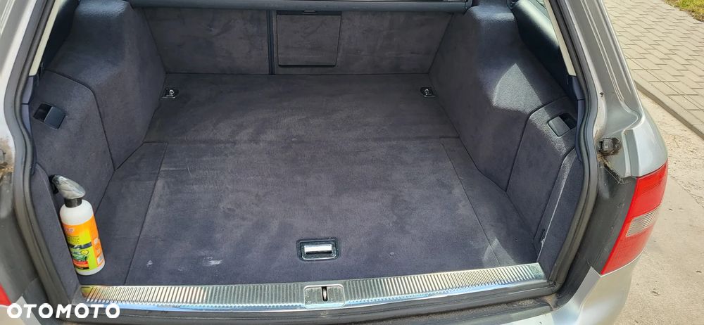 Audi A6 Avant - 17