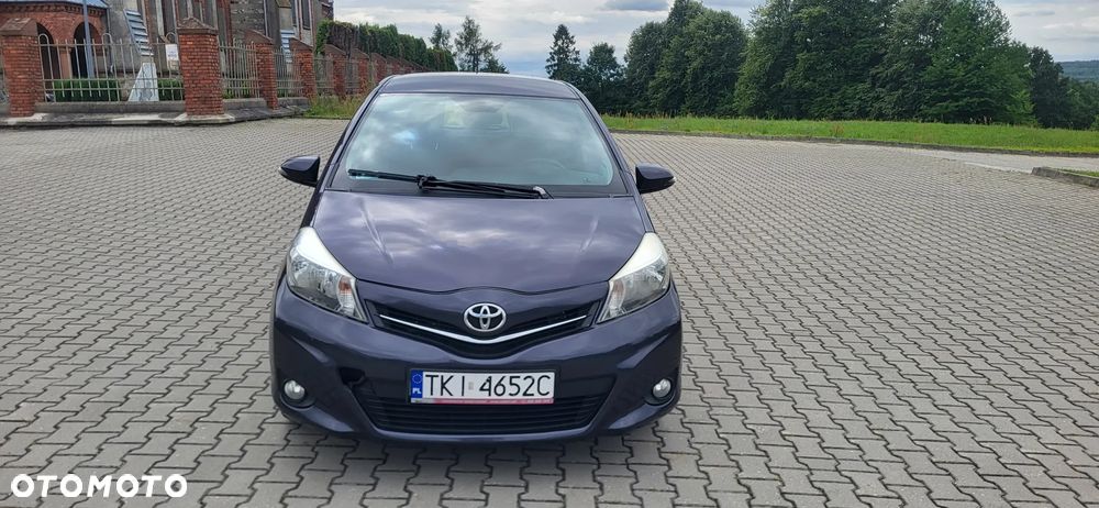 Toyota Yaris 1.0 Entry - 2