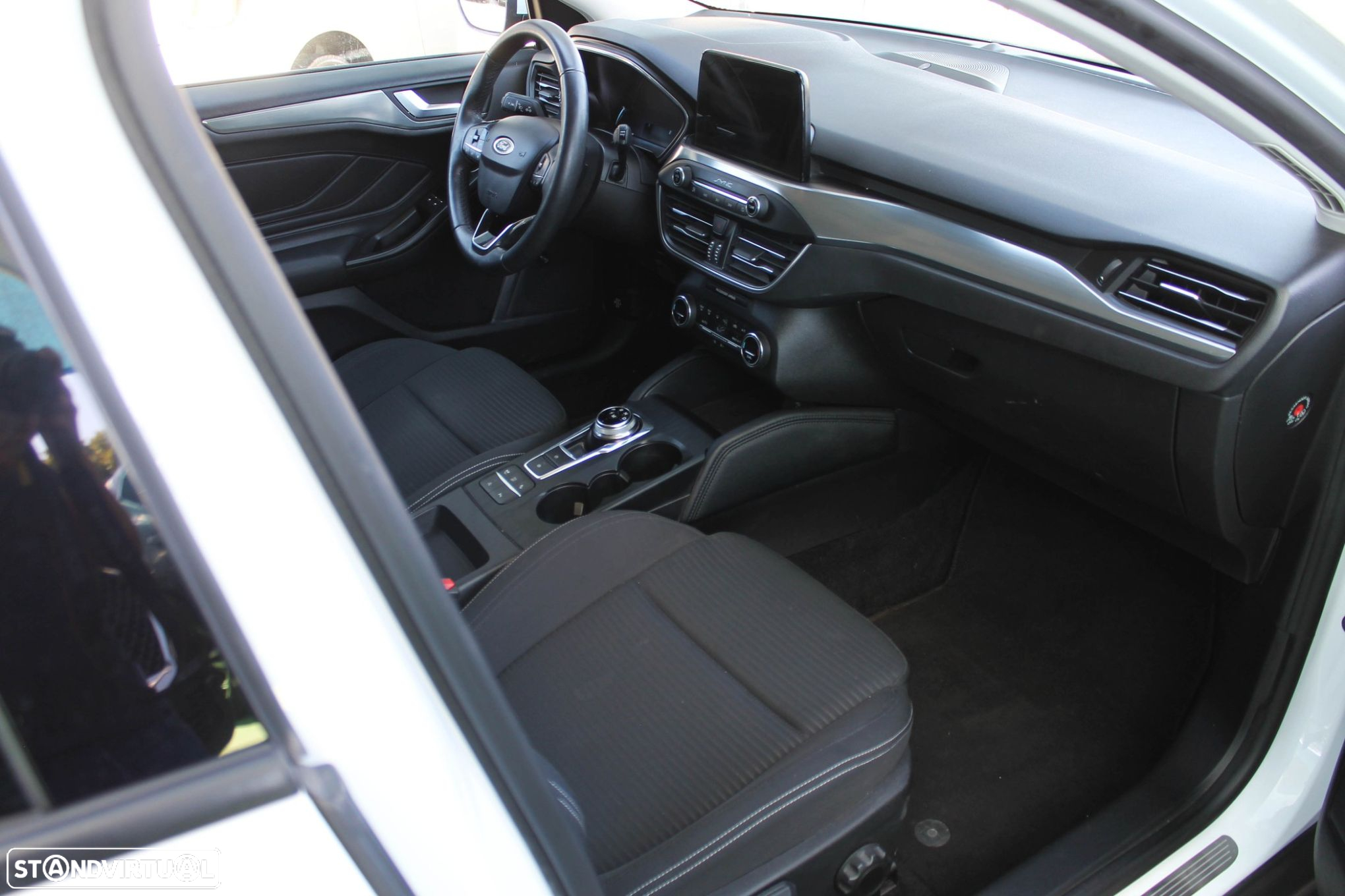 Ford Focus 1.5 TDCi EcoBlue Titanium Aut. - 27
