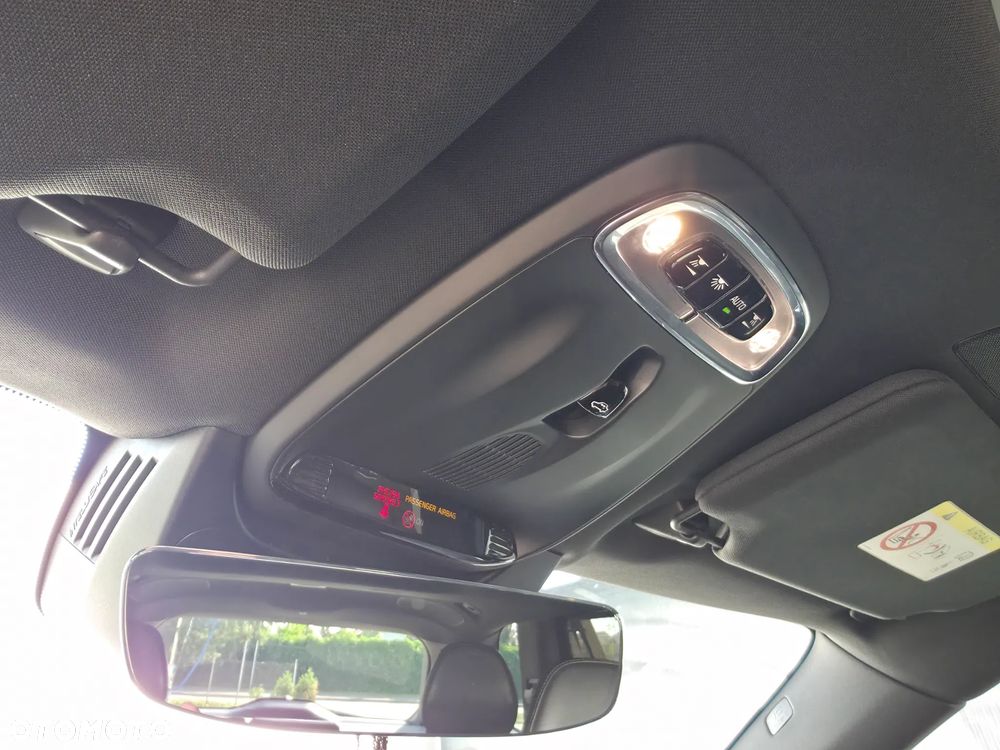 Volvo XC 90 D5 AWD Inscription 7os - 11