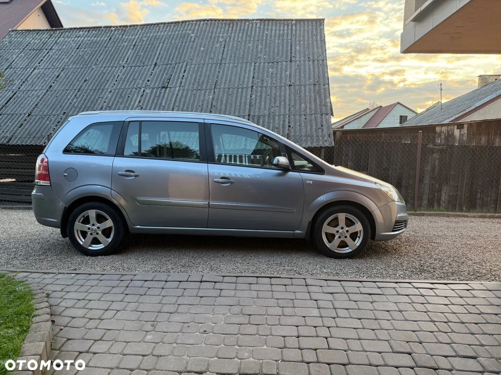 Opel Zafira 1.9 CDTI Edition - 4
