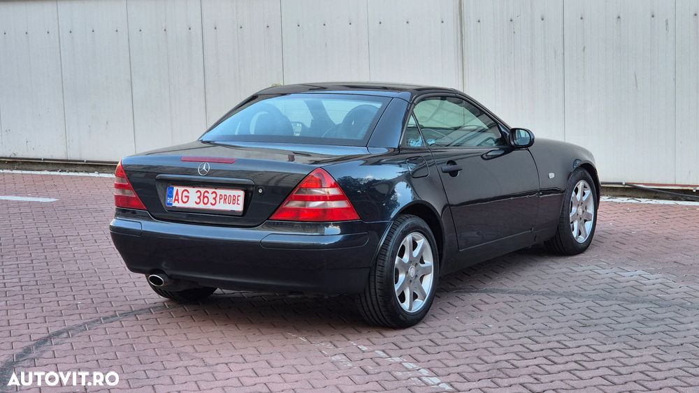 Mercedes-Benz SLK 200 - 6