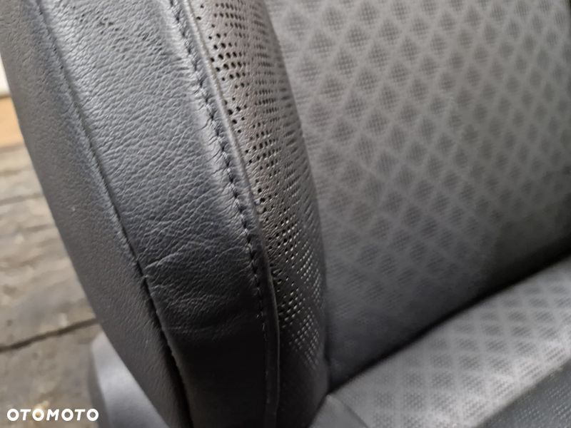TOYOTA C-HR CHR FOTEL PASAŻERA PRAWY PRZÓD SKÓRA EUROPA - 12