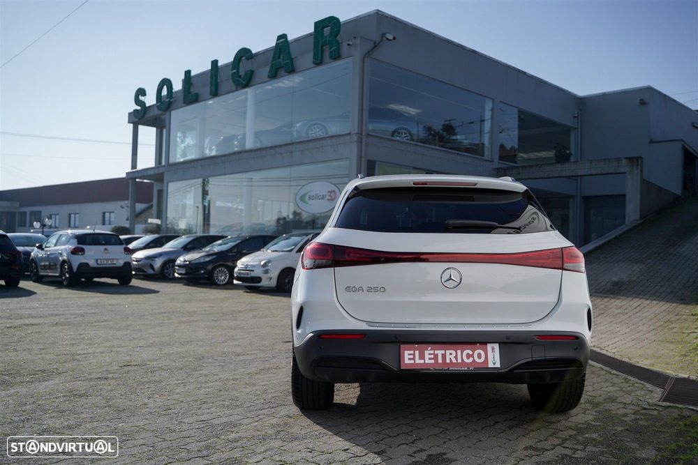 Mercedes-Benz EQA 250 AMG Line - 4