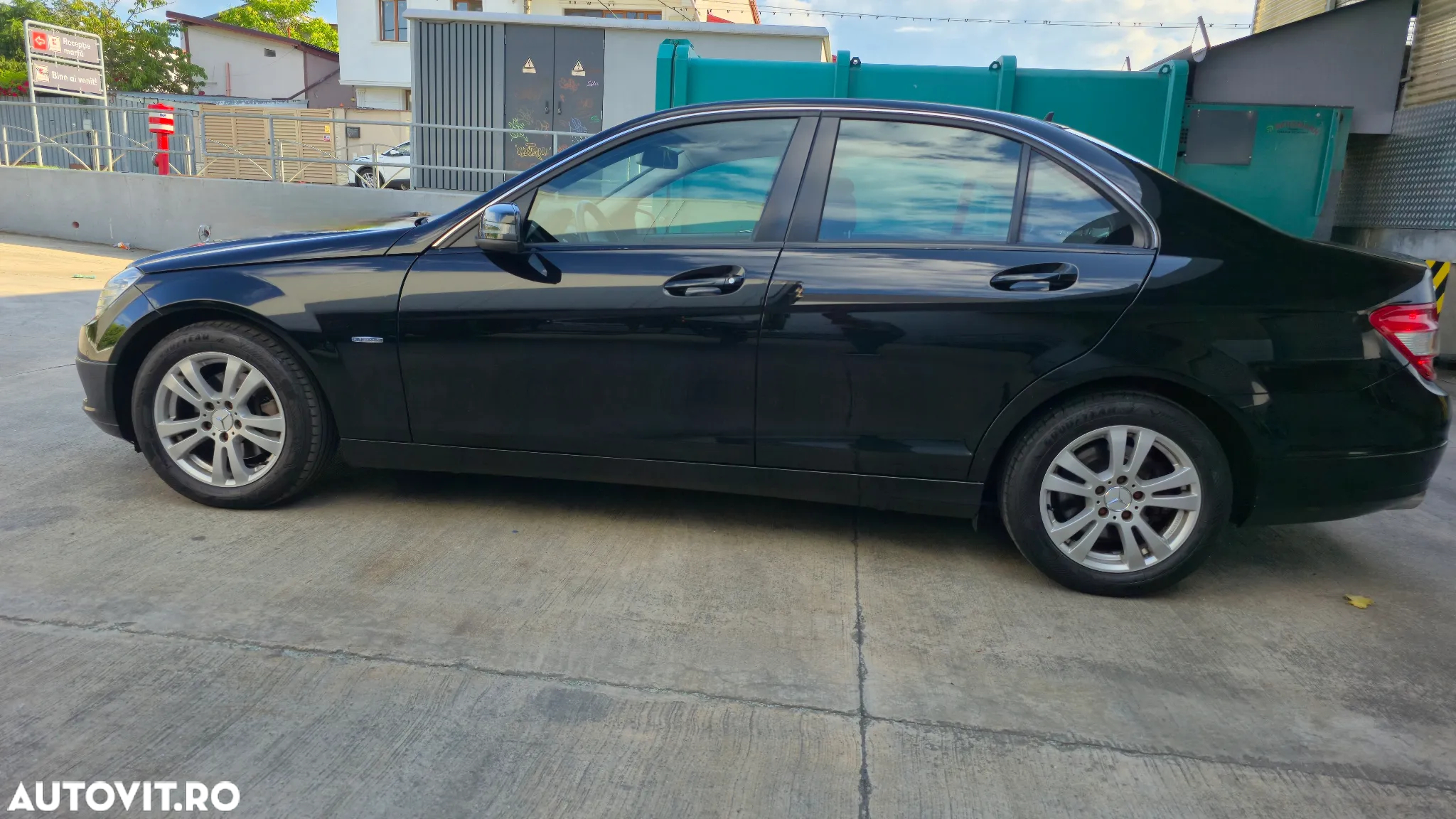 Mercedes-Benz C 200 T (BlueEFFICIENCY) Elegance - 15