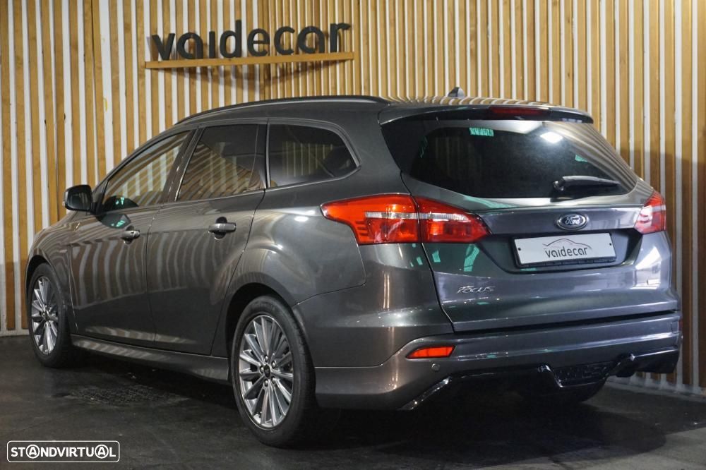 Ford Focus SW 1.0 EcoBoost S&S ST-LINE - 2