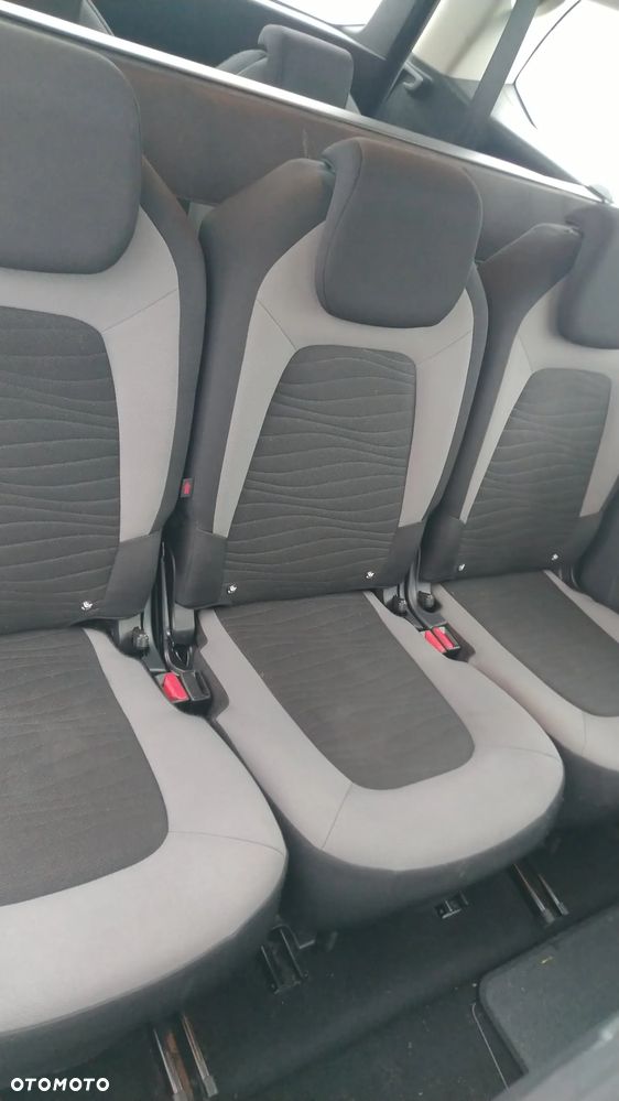 Citroën C4 Picasso e-HDi 115 Intensive - 19