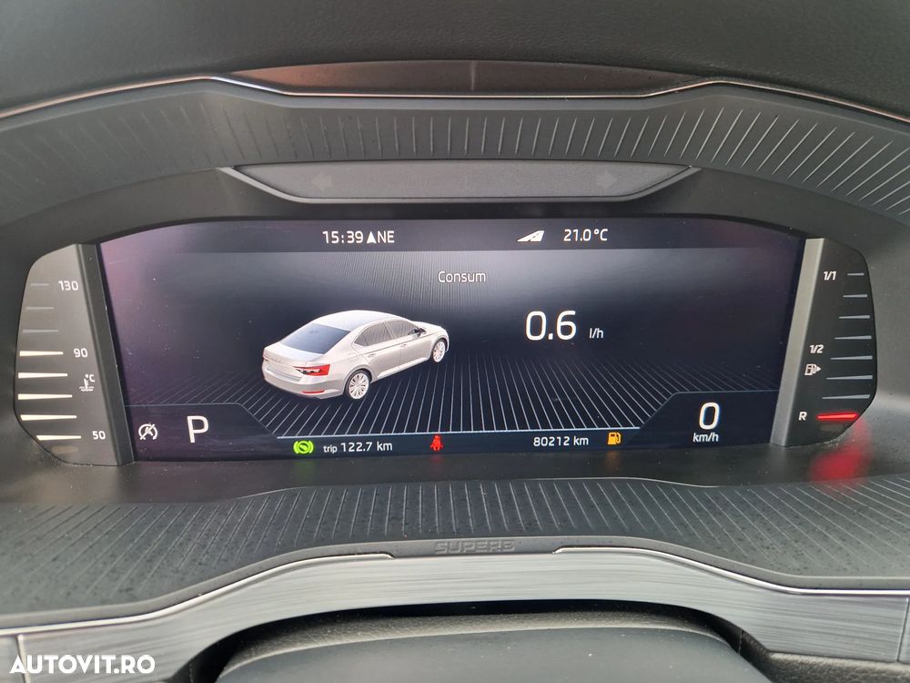Skoda Superb 2.0 TDI DSG Ambition - 16