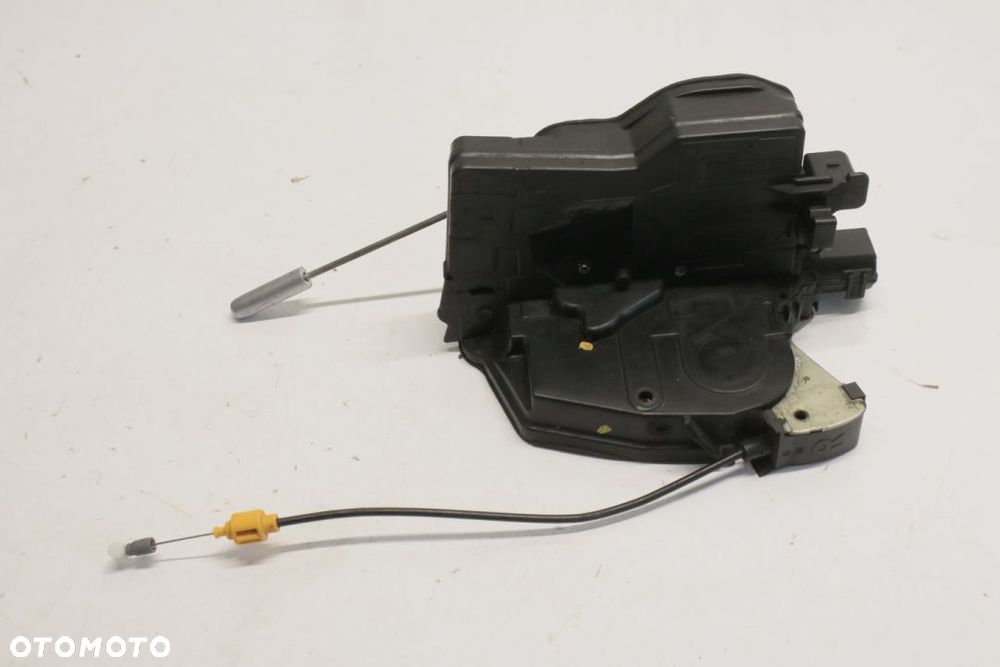 zamek drzwi prawy tył BMW E65 7202134