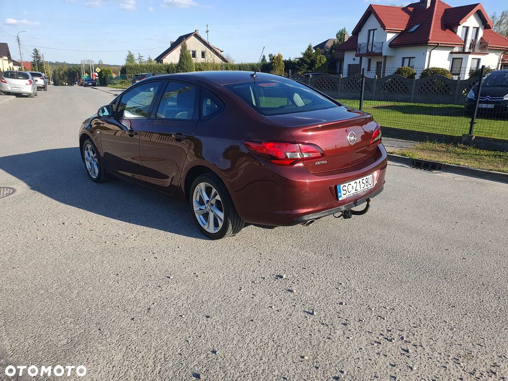 Opel Astra 1.4 T EU6 - 7