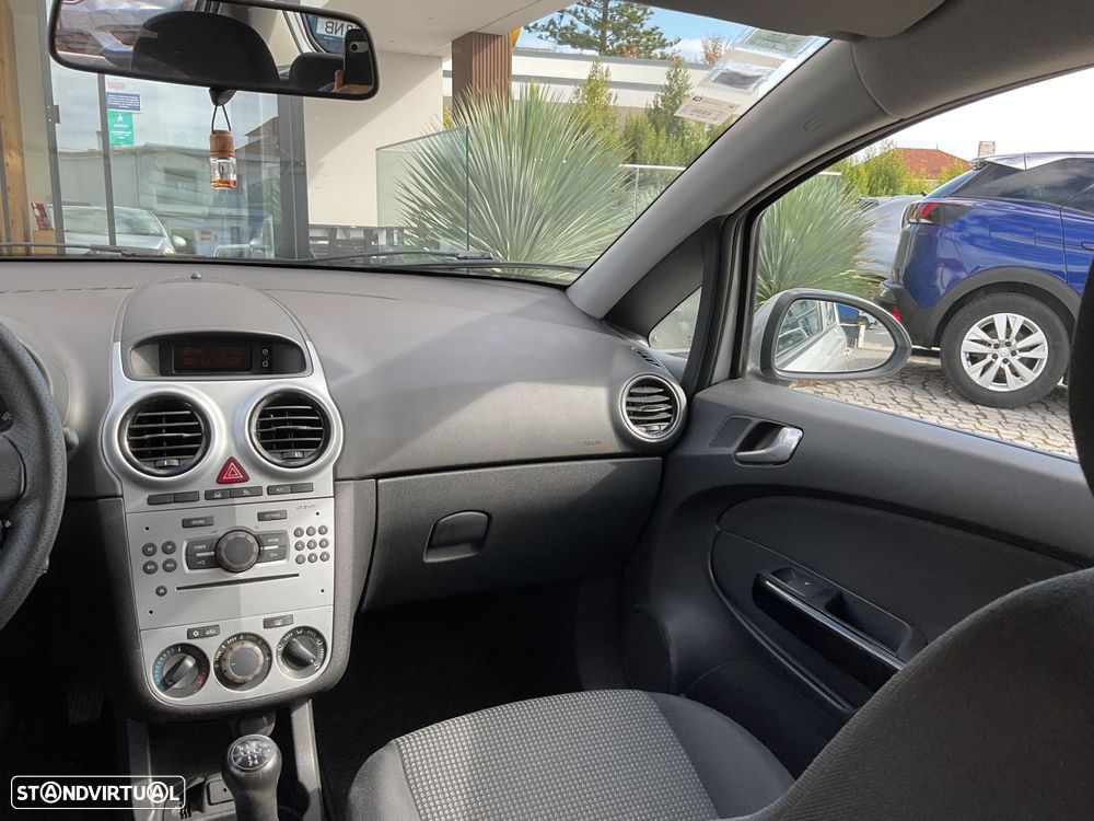 Opel Corsa 1.3 CDTi Enjoy - 29