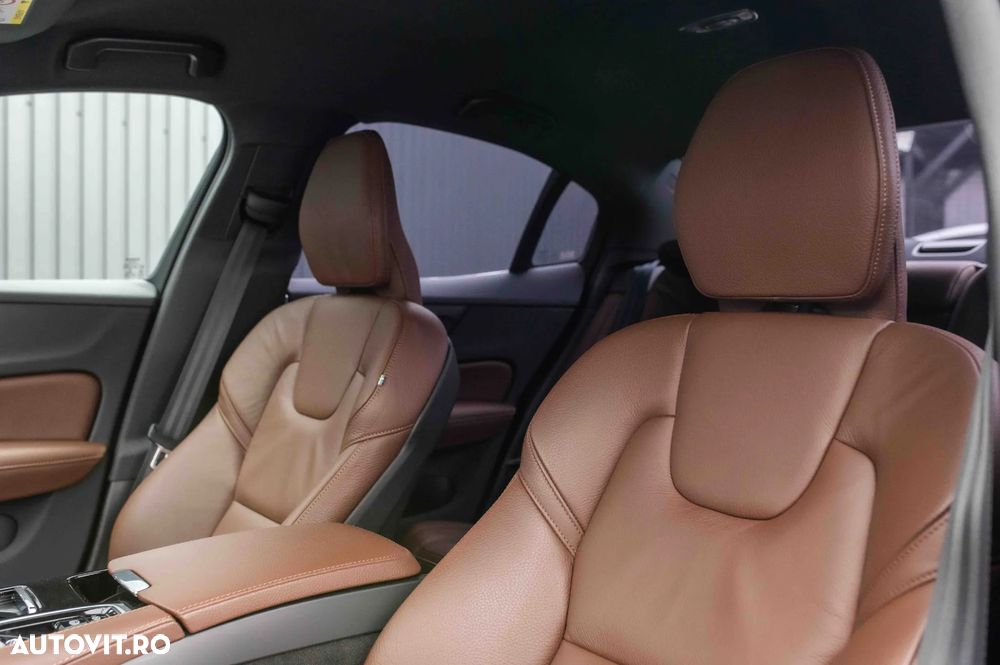 Volvo S60 T8 Recharge AWD Geartronic Inscription - 20