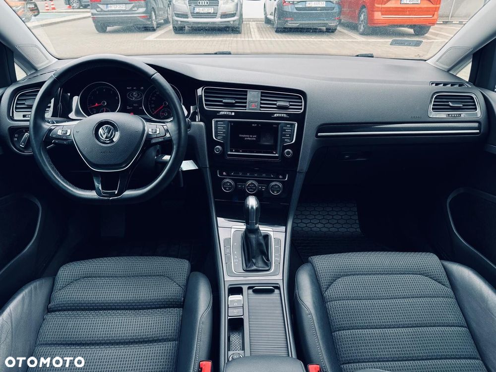 Volkswagen Golf 1.4 TSI BMT Highline DSG - 16