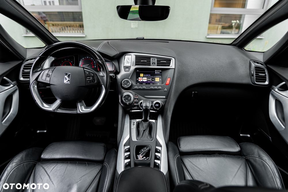 Citroën DS5 2.0 BlueHDi SoChic - 26