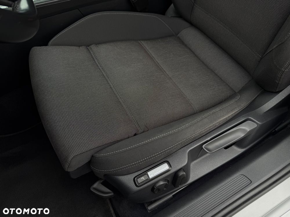 Volkswagen Passat Variant 1.5 TSI OPF DSG Comfortline - 15