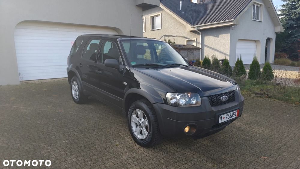 Ford Maverick Highclass - 23