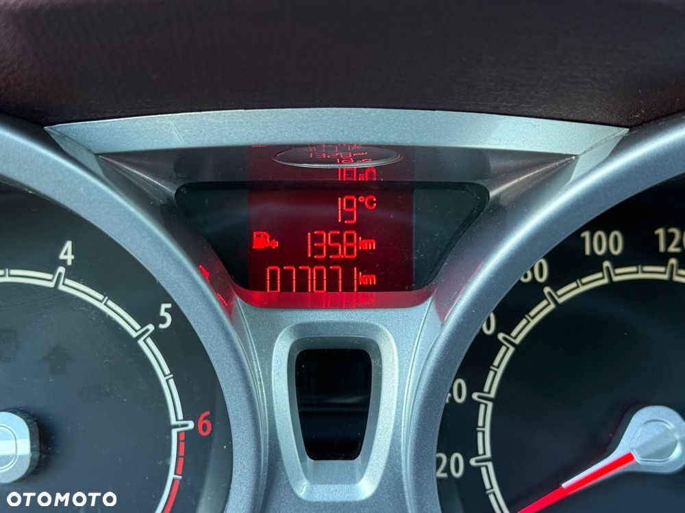 Ford Fiesta 1.25 Titanium - 26
