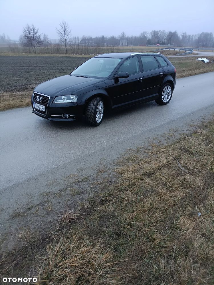 Audi A3 Sportback - 2