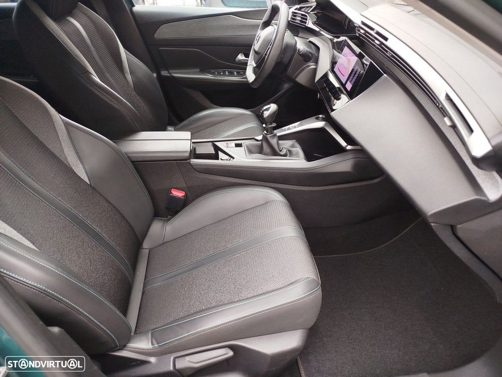 Peugeot 308 SW PureTech 130 Allure - 22