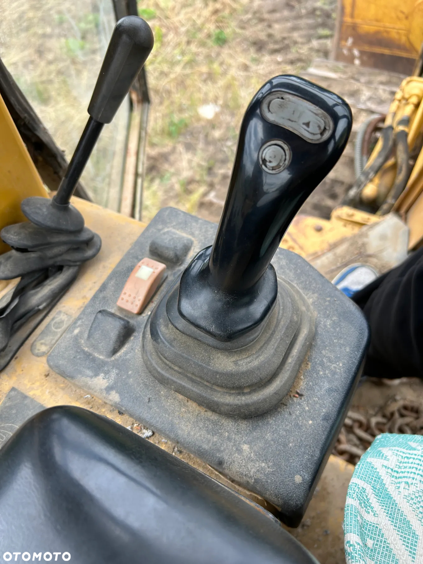 Caterpillar D4G XL - 15