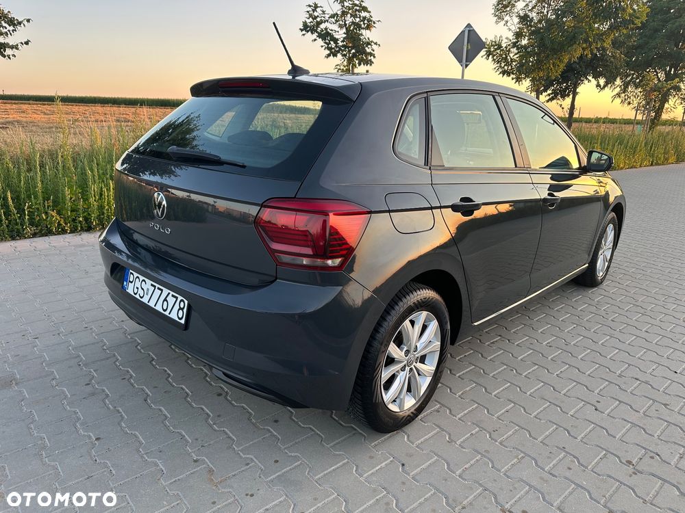Volkswagen Polo - 8