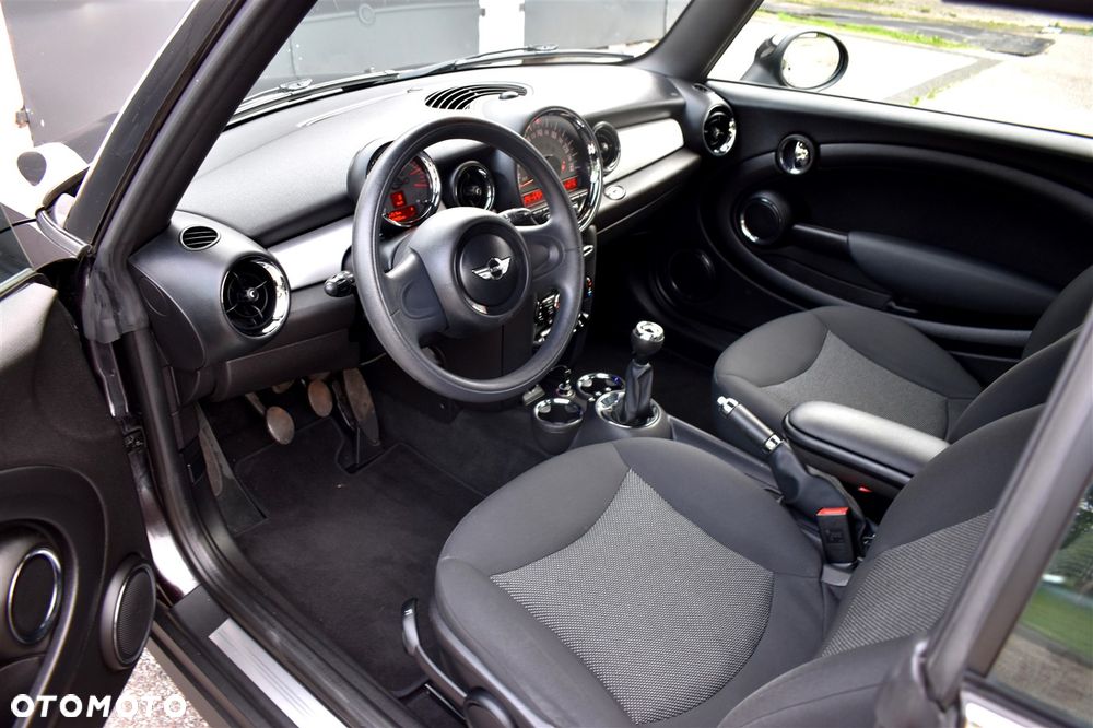 MINI Cooper Highgate - 18