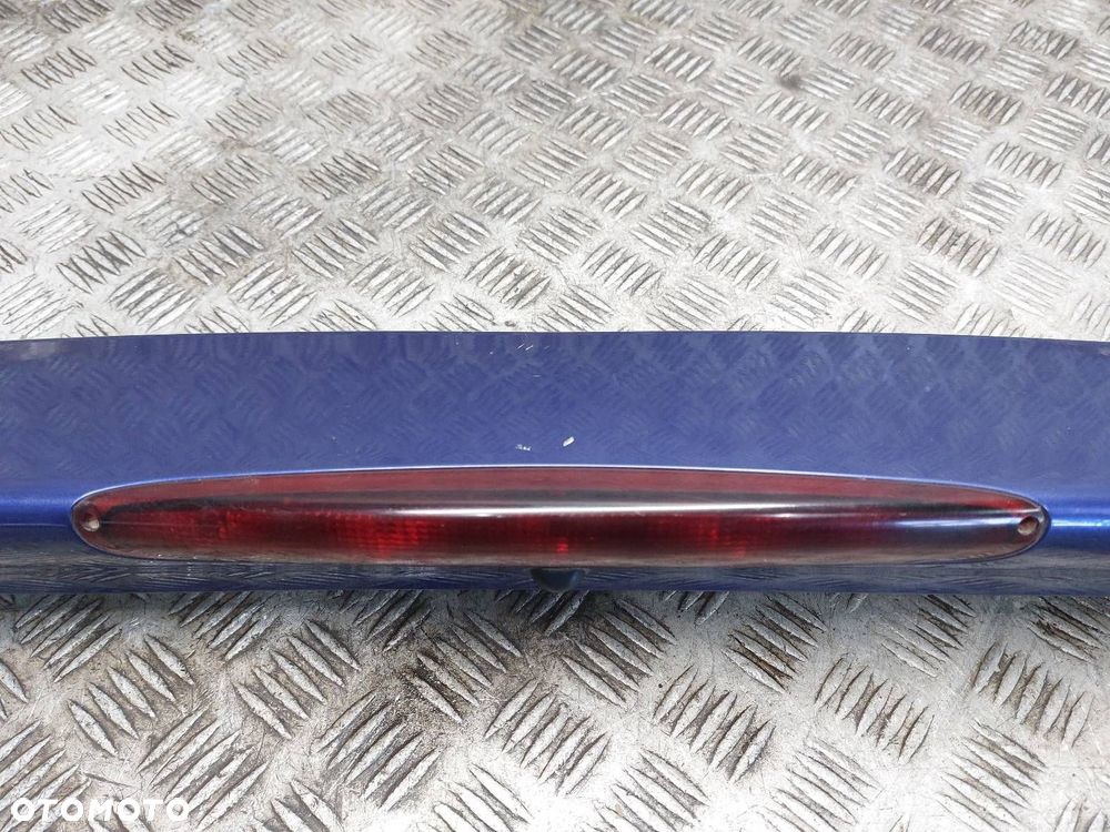 STOPKA TRZECIE ŚWIATŁO STOP LOTKA SPOILER MERCEDES-BENZ W414 VANEO - 4