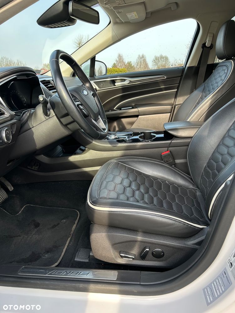 Ford Mondeo 2.0 EcoBlue Vignale - 13