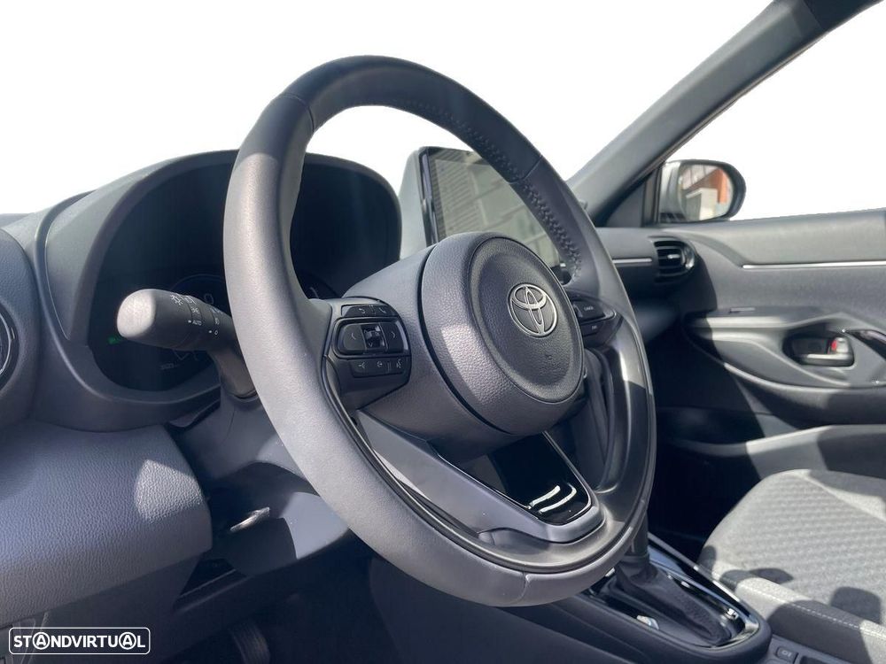 Toyota Yaris Cross 1.5 HDF Square Collection - 12