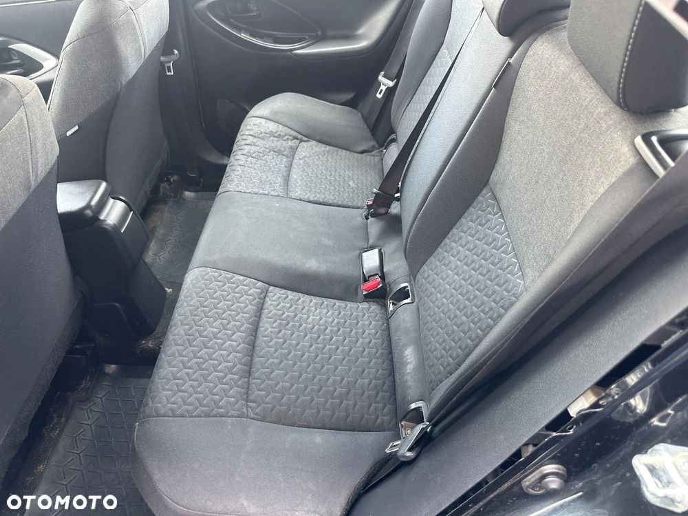 Toyota Yaris Cross - 23