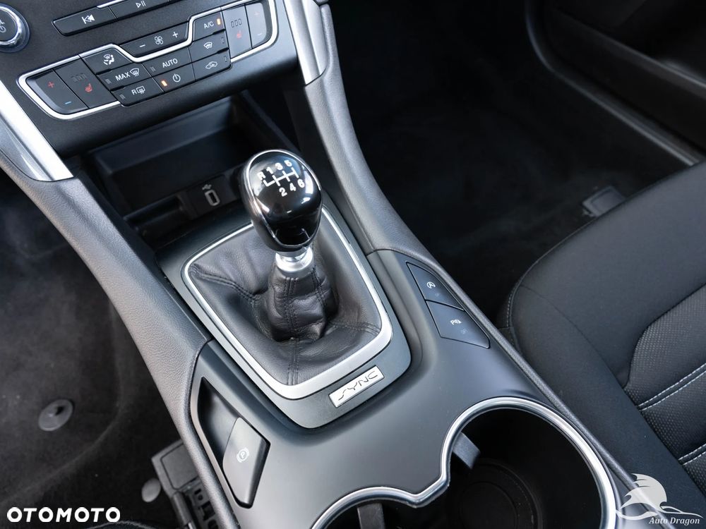Ford Mondeo 1.5 EcoBoost Trend - 27