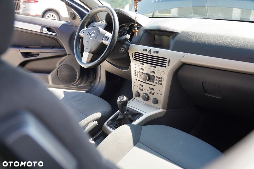 Opel Astra 1.4 Essentia - 4