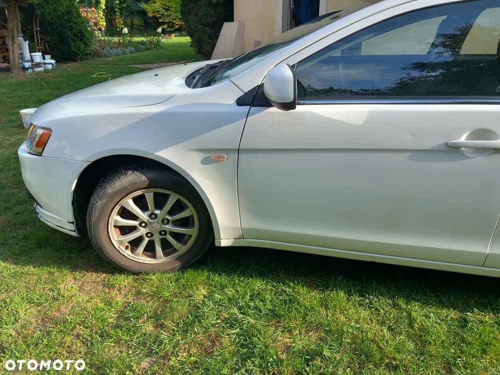 Mitsubishi Lancer 2011 photo 5