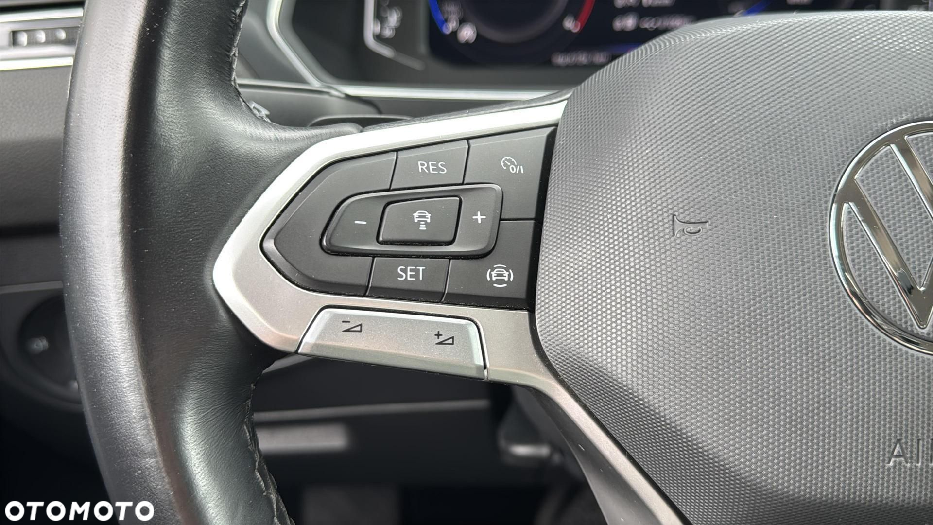 Volkswagen Tiguan 2.0 TDI SCR Life DSG - 29