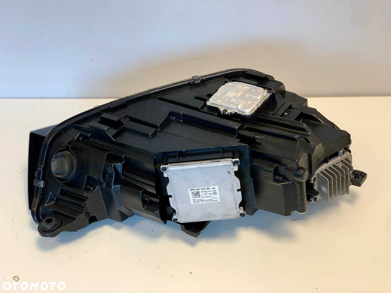 Prawa Lewa Lampa reflektor Audi Q5 80A przed lift (2018) FULL Led - 7