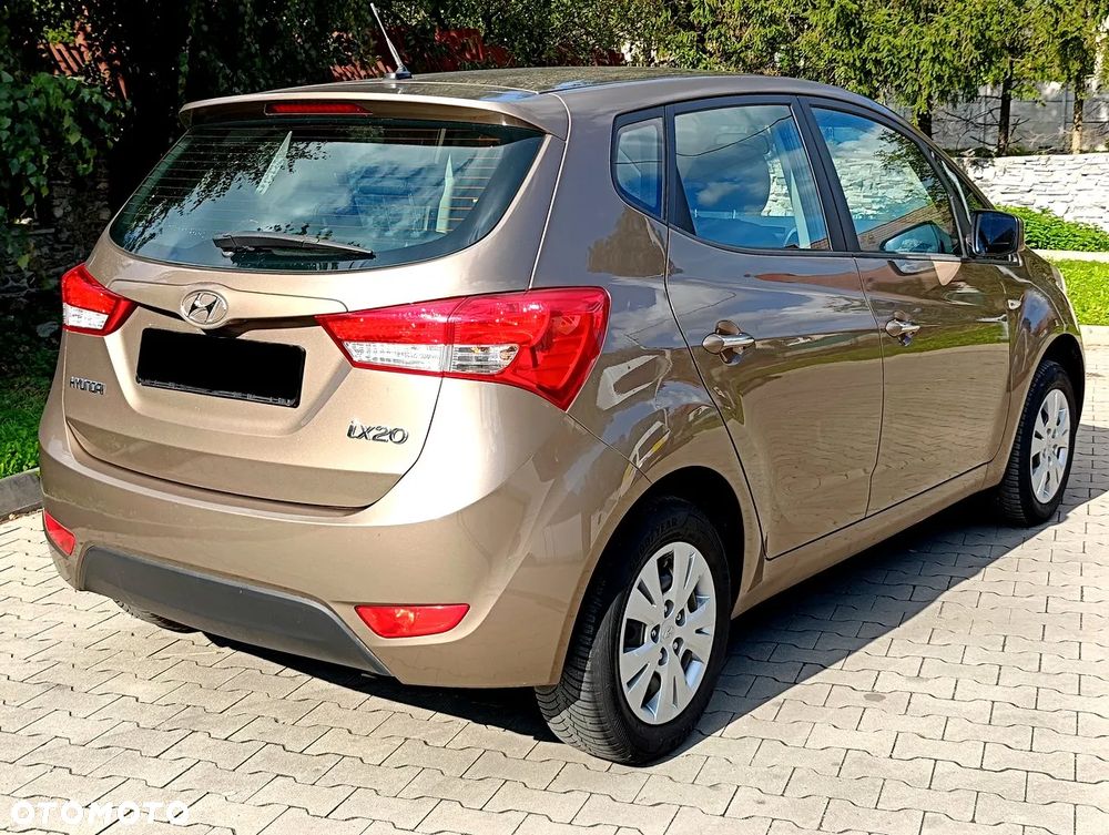 Hyundai ix20 1.4 BlueDrive Comfort - 7