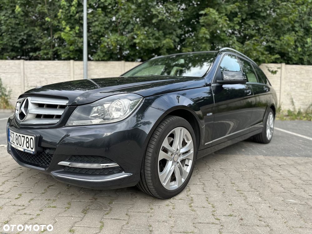 Mercedes-Benz Klasa C 220 CDI BlueEff Avantgarde - 1