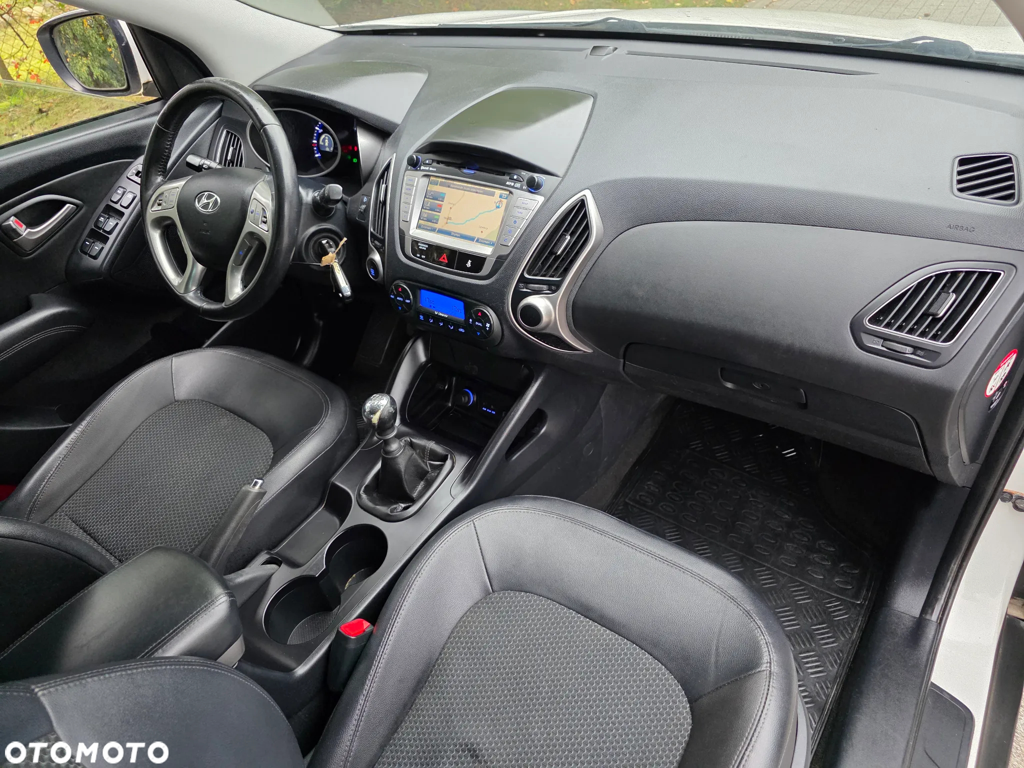 Hyundai ix35 1.6 2WD UEFA EURO 2012 Edition - 26