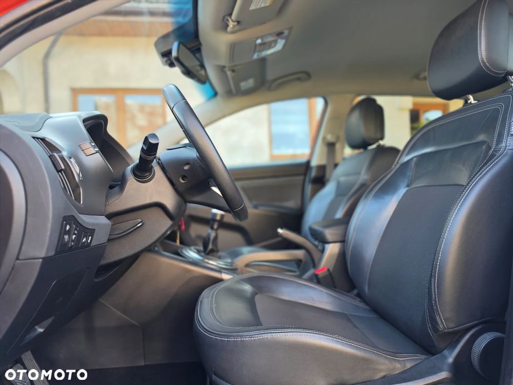 Kia Sportage - 16