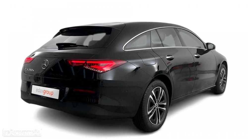Mercedes-Benz CLA 250 e 8G-DCT - 6