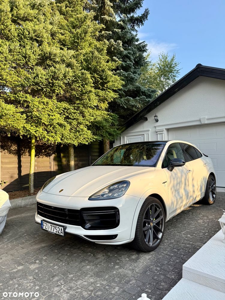 Porsche Cayenne - 2