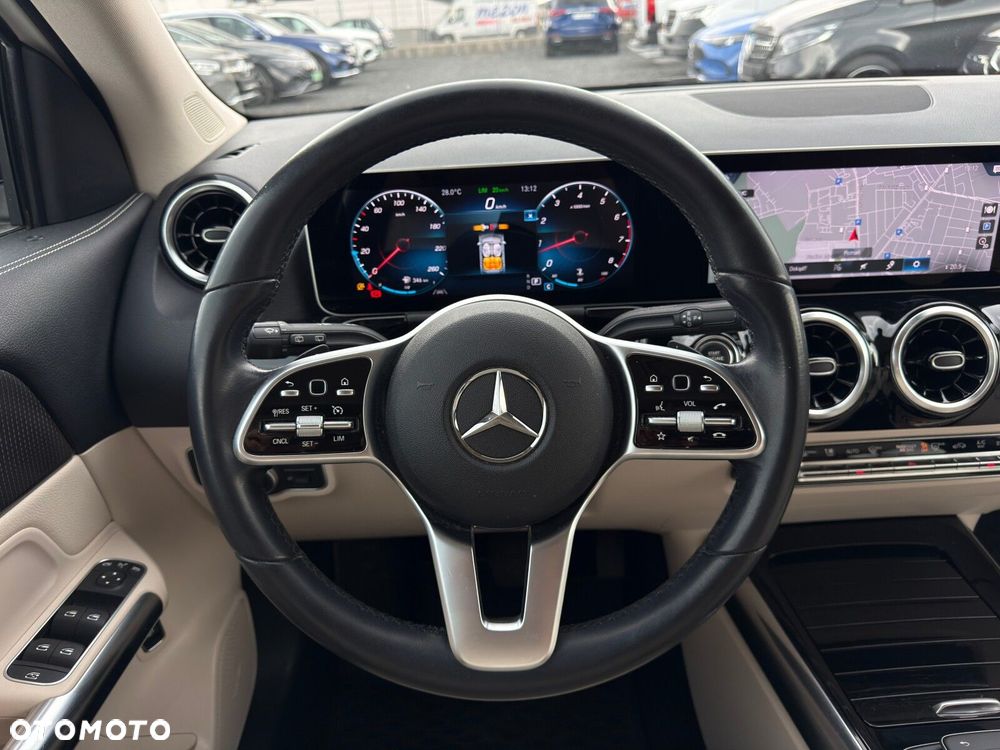 Mercedes-Benz GLA 250 4-Matic Progressive - 16