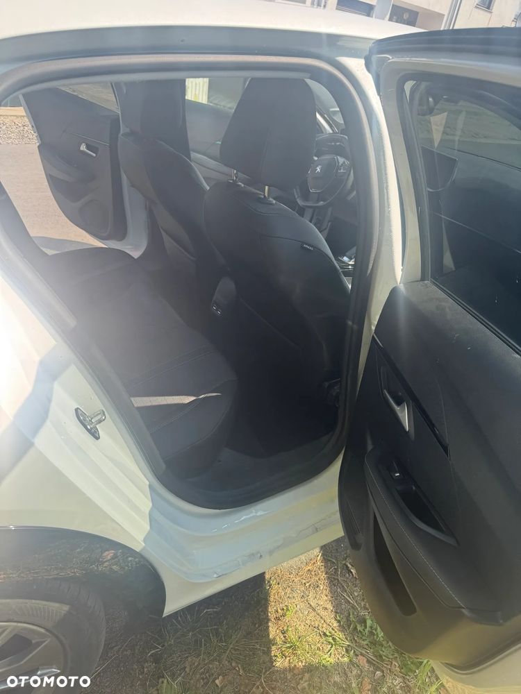 Peugeot 208 Elektromotor 136 Allure Pack - 10
