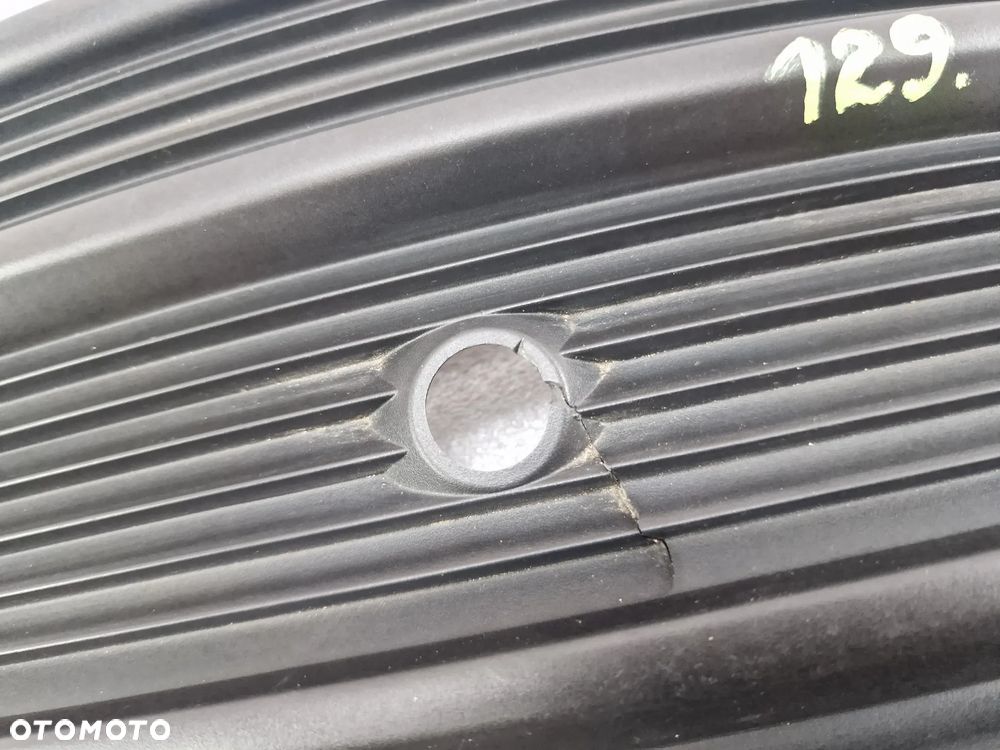 AUDI Q3 8U0 LIFT 14- PRAWA KRATKA BOCZNA ZDERZAKA PRZEDNIEGO PRZÓD NA PDC , NR 8U0807682Q , NR AUKCJI D/129 - 8
