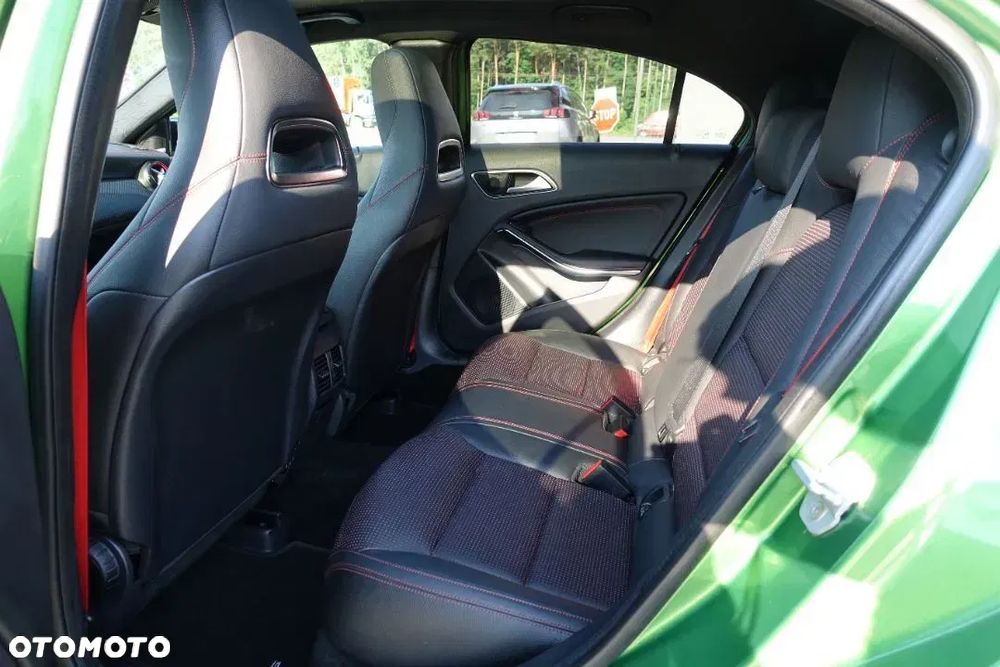 Mercedes-Benz Klasa A AMG 45 4-Matic - 28