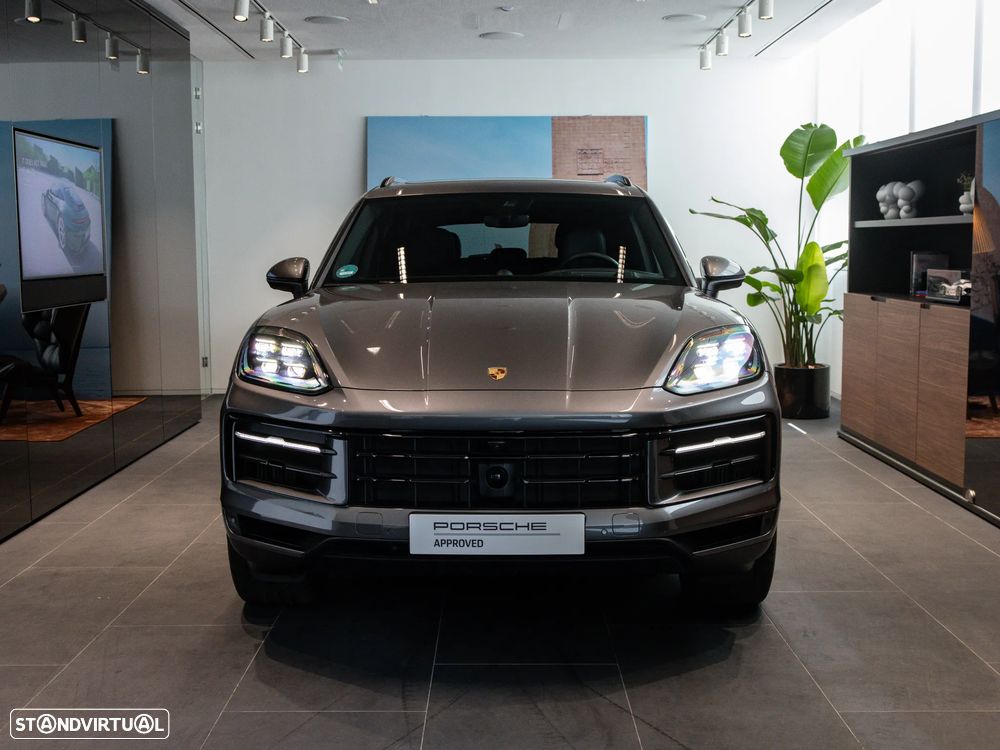 Porsche Cayenne E-Hybrid - 2