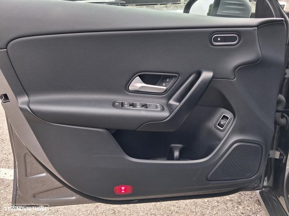 Mercedes-Benz CLA 180 d Shooting Brake Style Plus Aut. - 8