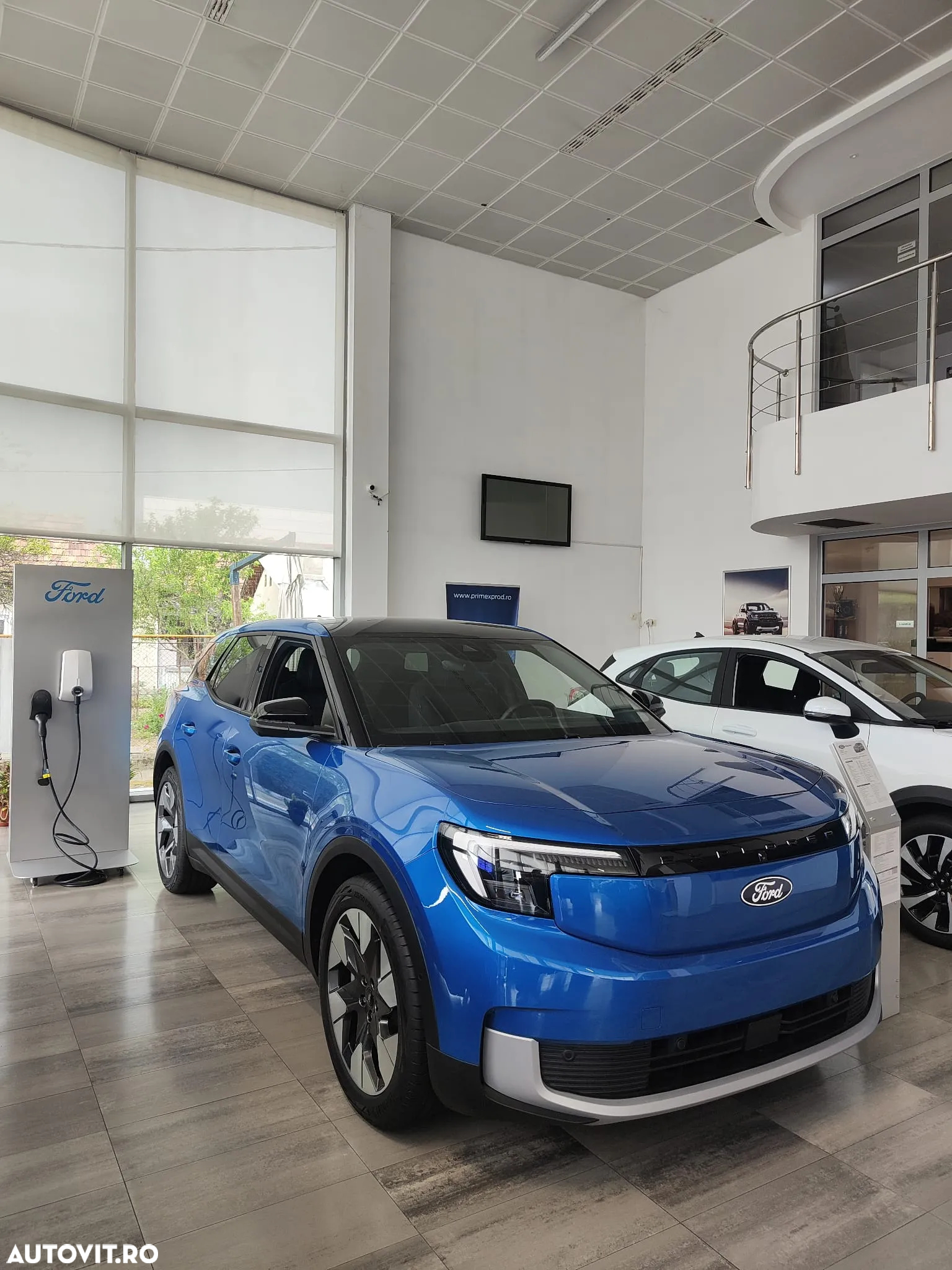Ford Explorer RWD 77 kWh Extended Range Premium - 6